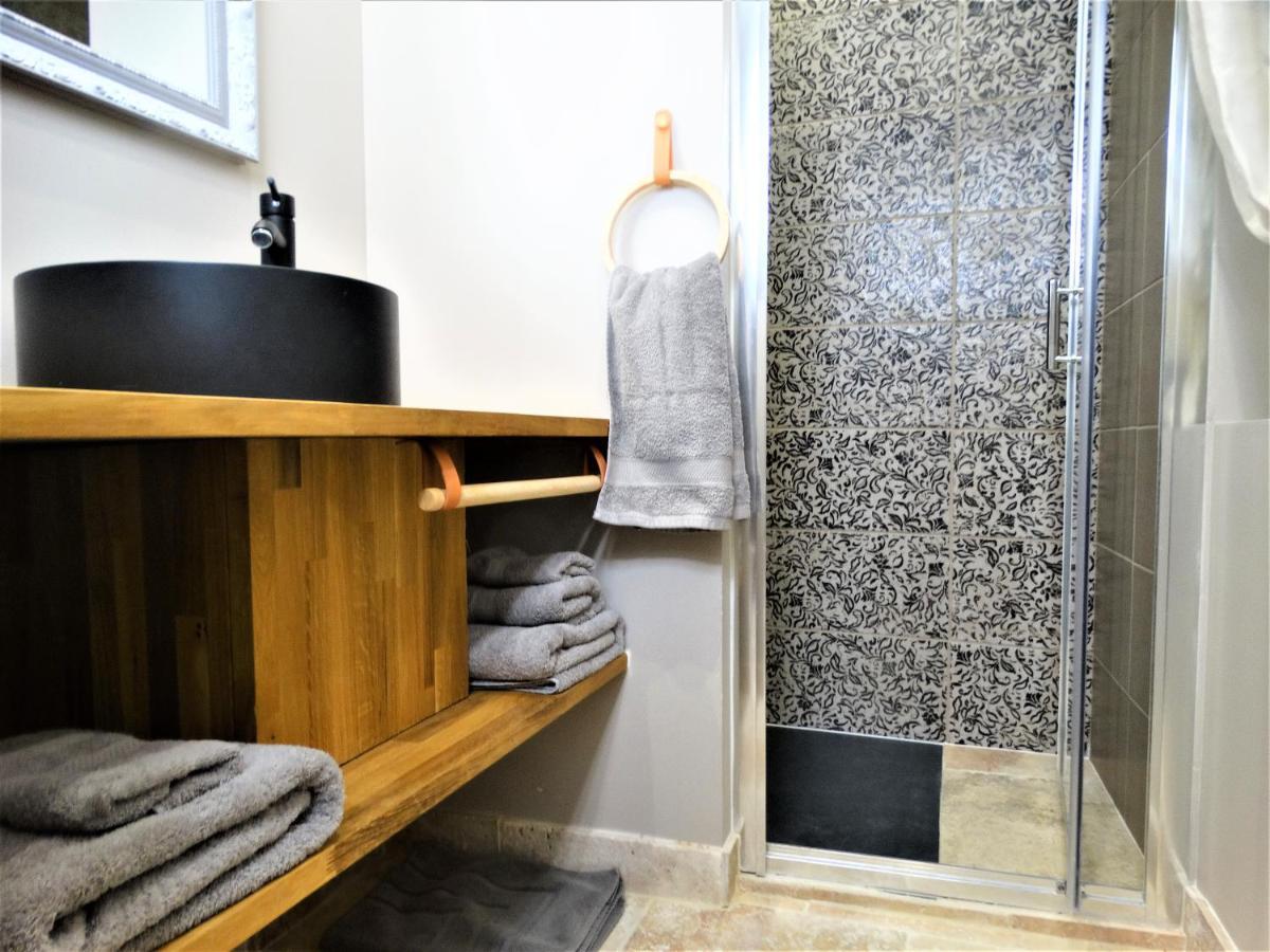 Chateau Montplaisir Charming B&B In Provence Valréas Εξωτερικό φωτογραφία
